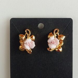 Vintage Signed Avon Gold Tone Pink Porcelain Floral Earrings